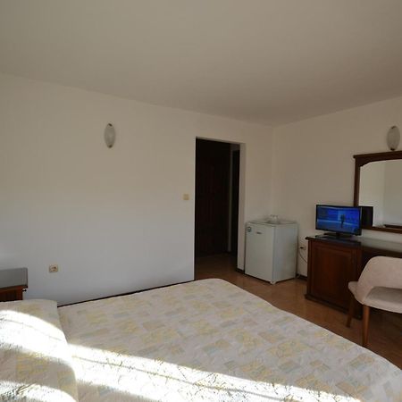More Family Hotel Sozopol Exterior foto