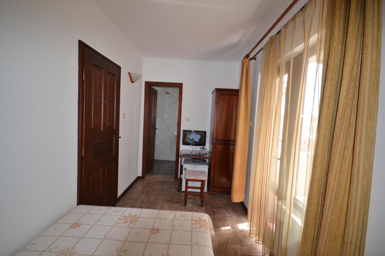 More Family Hotel Sozopol Exterior foto