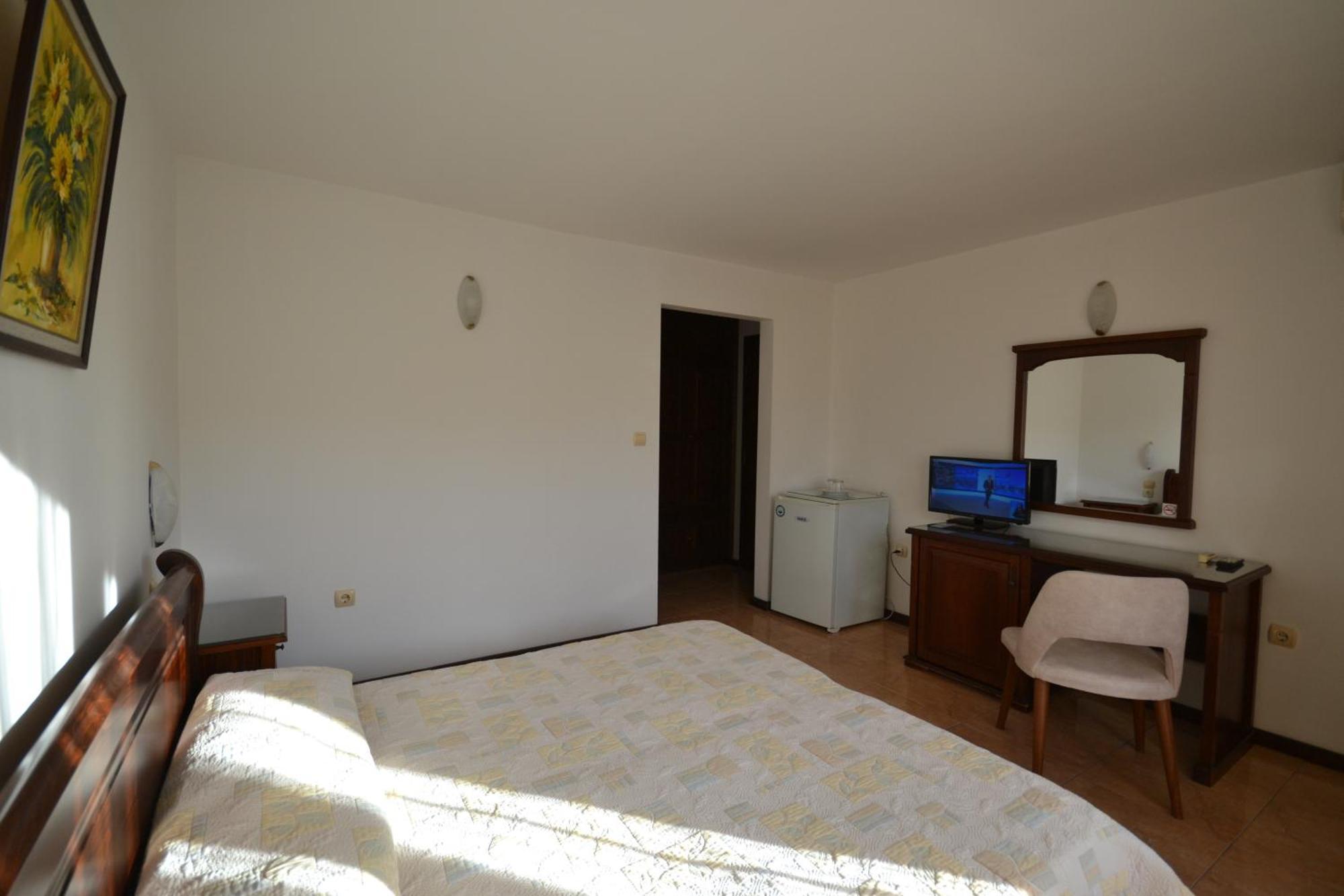 More Family Hotel Sozopol Exterior foto